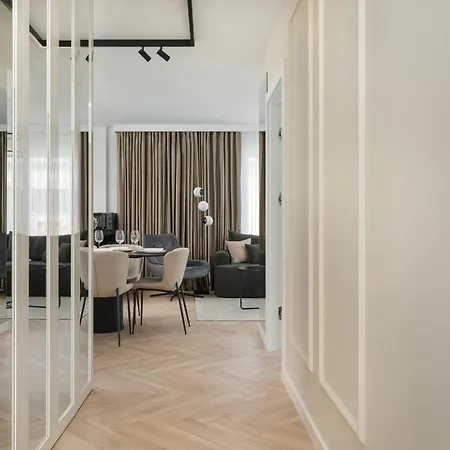 Apartamento Elegancki Z Parkingiem Blisko Starego Miasta By Renters Breslavia