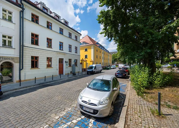Elegancki Z Parkingiem Blisko Starego Miasta By Renters Apartman *