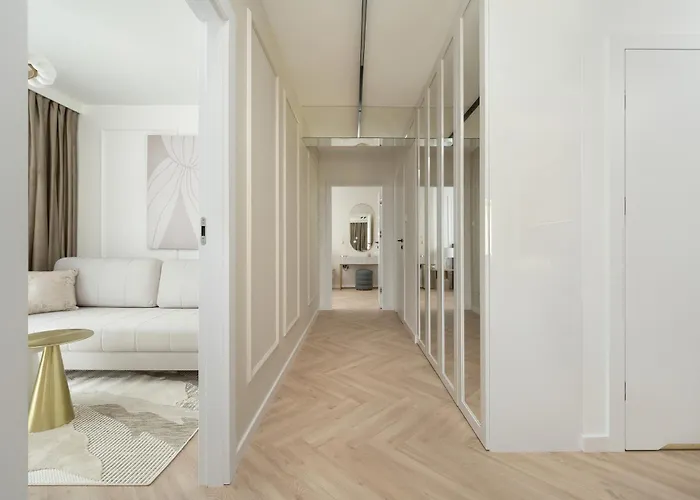 Apartman Elegancki Z Parkingiem Blisko Starego Miasta By Renters